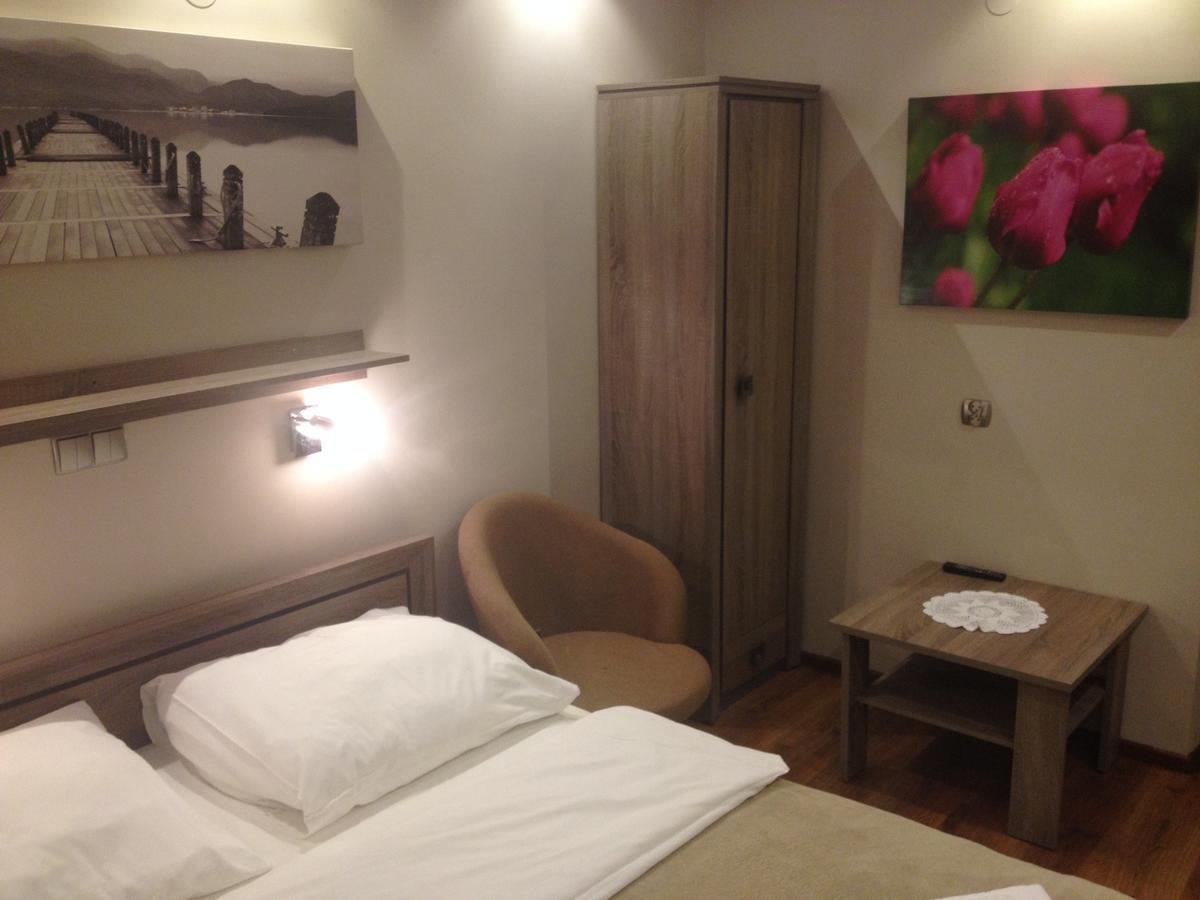 Mis Hotel